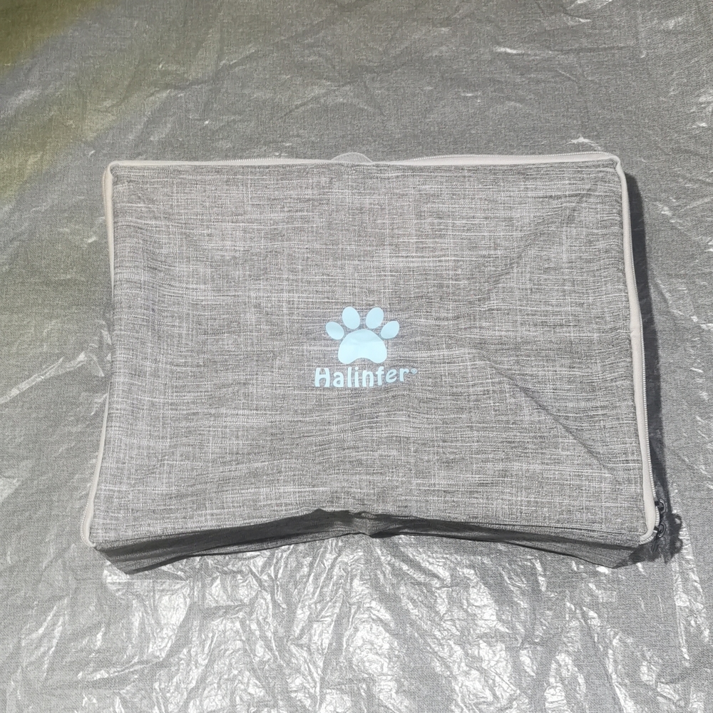 Halinfer Collapse Travel Cat / Little Dog Litter Box  New without tags